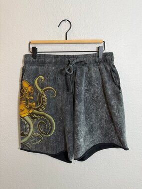 Acid Wash Diver and Octopus Creature Graphic Shorts medium (32-34)